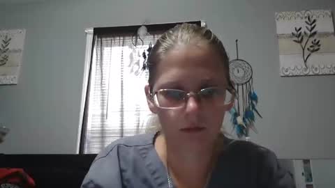 Snapshot of jadeluv chatting on 07/13/26, 04:43 JadeLuv online show from 07/13/26, 04:43