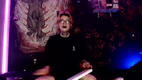 Alex and Venus online show from 07/25/26, 11:02