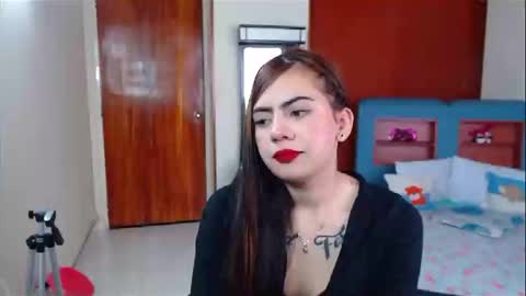 Jade online show from 01/29/25, 04:08