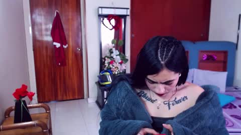 Jade online show from 02/10/25, 03:32