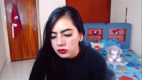 Jade online show from 02/19/25, 04:33