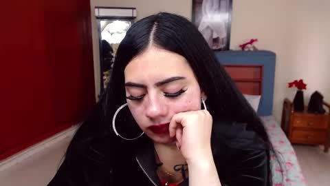 Jade online show from 03/07/25, 07:05