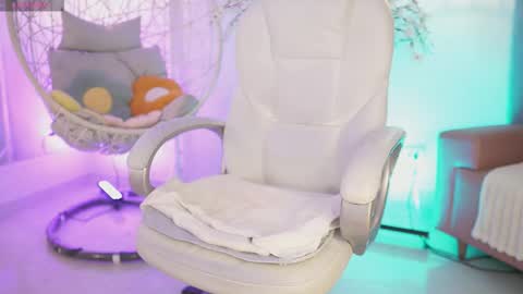 Jade Summer online show from 09/26/25, 11:36