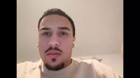 jadriel23 online show from 10/08/25, 05:38