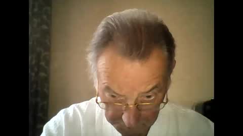 Snapshot of jahanc01 chatting on 10/05/25, 05:06 Malko online show from 10/05/25, 05:06