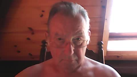 Snapshot of jahanc01 chatting on 07/04/26, 09:26 Malko online show from 07/04/26, 09:26