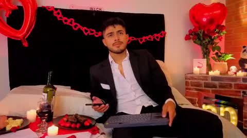 Snapshot of jaiden_thoner chatting on 02/14/26, 05:15 Jaiden online show from 02/14/26, 05:15