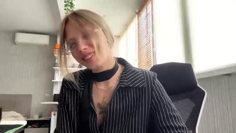 Snapshot of jaimieaugustson chatting on 07/03/26, 09:48 Grace online show from 07/03/26, 09:48
