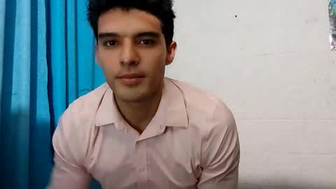 Snapshot of jair1_69 chatting on 02/15/26, 06:54 JaxXx online show from 02/15/26, 06:54