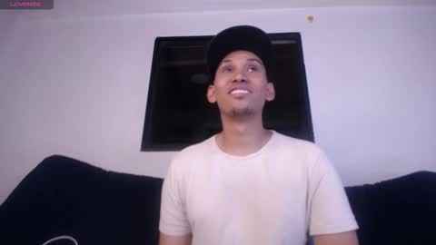 Snapshot of jaison_halls chatting on 11/07/25, 07:52 JAISON HALLS online show from 11/07/25, 07:52