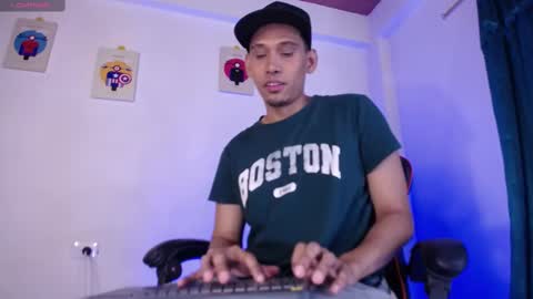 Snapshot of jaison_halls chatting on 11/11/25, 06:13 JAISON HALLS online show from 11/11/25, 06:13