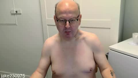 Jake2309 online show from 10/18/25, 07:14