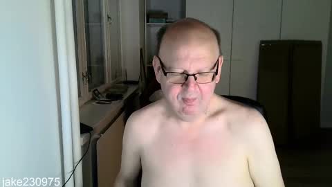 Jake2309 online show from 10/29/25, 09:27