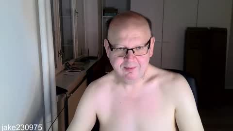 Jake2309 online show from 10/31/25, 09:05