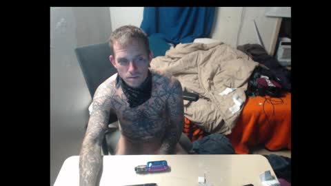 showingitoff online show from 10/28/25, 05:55