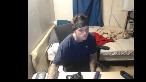 showingitoff online show from 11/04/25, 06:56