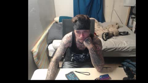 showingitoff online show from 11/07/25, 04:23