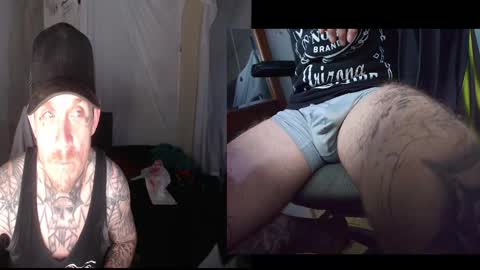Snapshot of jake265897 chatting on 05/18/26, 01:24 showingitoff online show from 05/18/26, 01:24