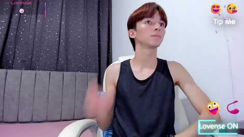 Snapshot of jake_evanss_ chatting on 02/08/25, 01:32 JAKE online show from 02/08/25, 01:32