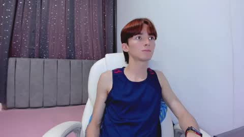 Snapshot of jake_evanss_ chatting on 02/10/25, 03:42 JAKE online show from 02/10/25, 03:42