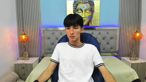 Snapshot of jake_evanss_ chatting on 09/16/25, 08:32 JAKE online show from 09/16/25, 08:32