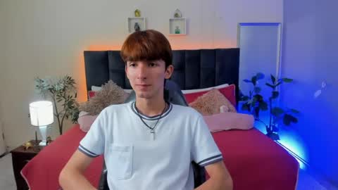 Snapshot of jake_evanss_ chatting on 04/30/26, 02:12 JAKE online show from 04/30/26, 02:12