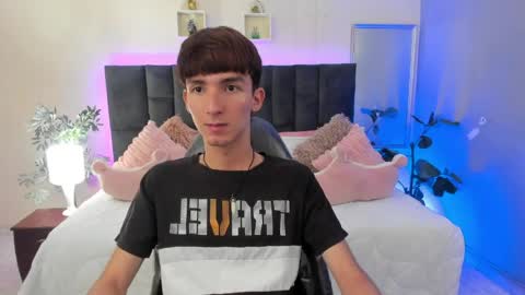 Snapshot of jake_evanss_ chatting on 05/29/26, 02:37 JAKE online show from 05/29/26, 02:37