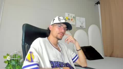 Snapshot of jake_miller__ chatting on 05/25/26, 07:20 Jake online show from 05/25/26, 07:20