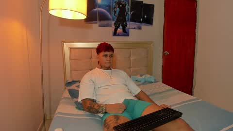 Snapshot of jake_pons chatting on 12/17/24, 05:29 Jake Pons online show from 12/17/24, 05:29