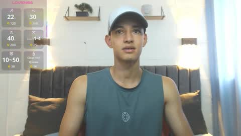 Hi guys im new 3 online show from 09/19/25, 05:35