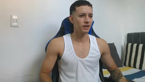 Snapshot of jake_shadow14 chatting on 06/17/26, 08:21 Hi guys im new 3 online show from 06/17/26, 08:21