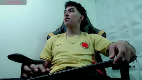 jake_tripp online show from 12/22/24, 03:33