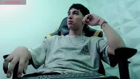 jake_tripp online show from 12/28/24, 03:37