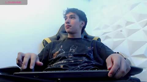 jake_tripp online show from 01/08/25, 03:29