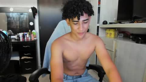 Snapshot of jake_willianss chatting on 07/22/26, 02:42 jake willianss online show from 07/22/26, 02:42