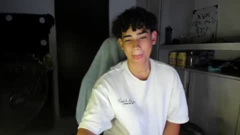Snapshot of jake_willianss chatting on 07/26/26, 02:20 jake willianss online show from 07/26/26, 02:20