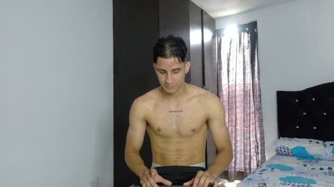 Snapshot of jakemonroe1 chatting on 04/07/26, 02:39 JakeMonroe online show from 04/07/26, 02:39
