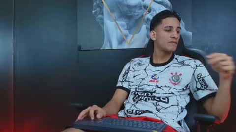 Snapshot of jakemoxley chatting on 09/10/25, 12:16 JakeMoxley online show from 09/10/25, 12:16