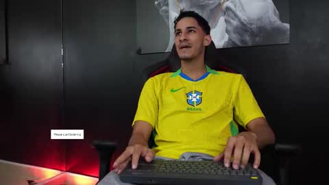 Snapshot of jakemoxley chatting on 11/16/25, 04:45 JakeMoxley online show from 11/16/25, 04:45