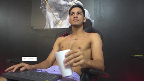 Snapshot of jakemoxley chatting on 11/25/25, 12:16 JakeMoxley online show from 11/25/25, 12:16