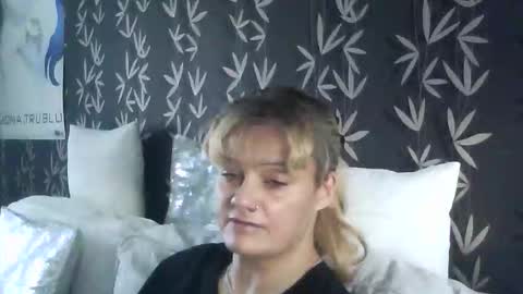 JAKKI LOUISE pornstar online show from 11/13/25, 02:38