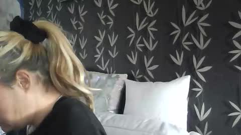 JAKKI LOUISE pornstar online show from 11/18/25, 02:32