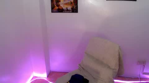 Jam online show from 04/28/26, 02:27