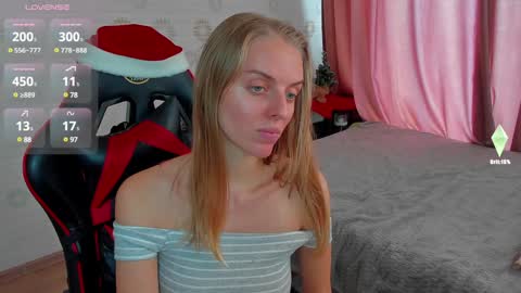 Snapshot of jam_cream chatting on 12/28/24, 09:09 Sofia online show from 12/28/24, 09:09