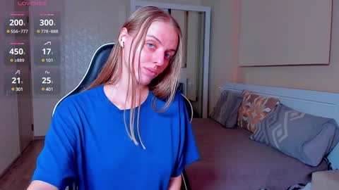 Snapshot of jam_cream chatting on 02/08/25, 08:20 Sofia online show from 02/08/25, 08:20