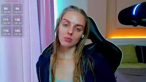 Snapshot of jam_cream chatting on 09/20/25, 11:33 Sofia online show from 09/20/25, 11:33