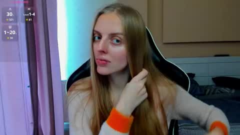 Snapshot of jam_cream chatting on 10/13/25, 01:11 Sofia online show from 10/13/25, 01:11