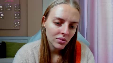 Snapshot of jam_cream chatting on 11/27/25, 08:16 Sofia online show from 11/27/25, 08:16