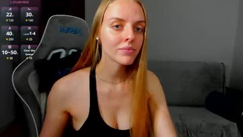 Sofia online show from 06/26/26, 10:08