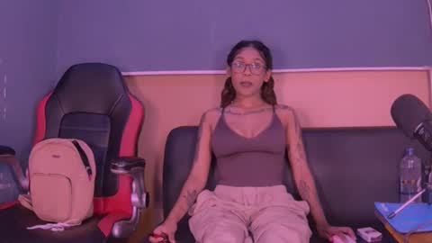 Snapshot of jamaicanbabex chatting on 12/30/24, 08:54 jamaicanbabex online show from 12/30/24, 08:54